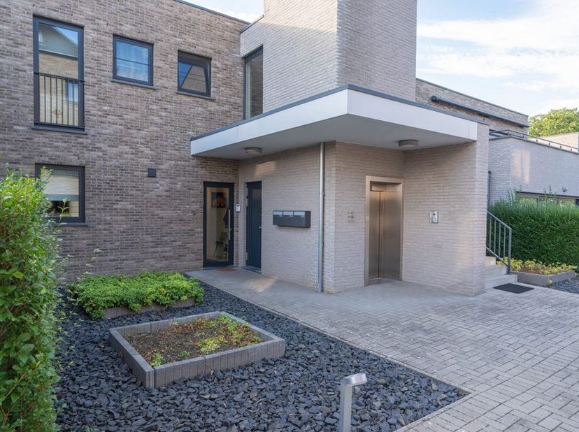 Appartement à vendre à Schoolstraat 14,
                    3650 Dilsen