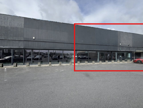                                         Bien commercial à louer à Roeselare, € 4.850
