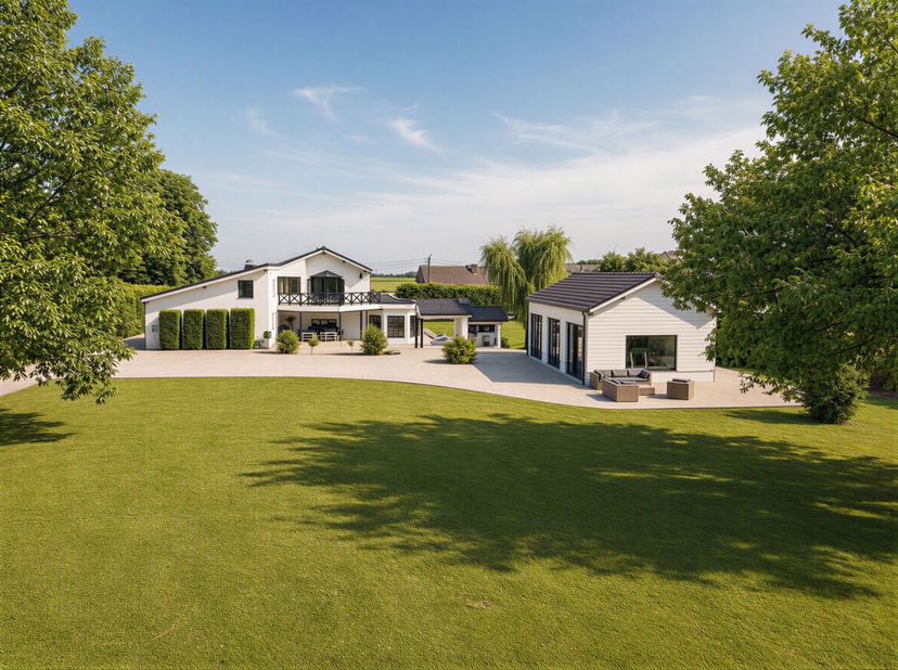 MEUX, vlakbij de hoofdwegen en voorzieningen, UITZONDERLIJK HUIS (5 SLAAPKAMERS – 5 BADKAMERS – KANTOOR) dat een prachtig geheel vormt op een rustige