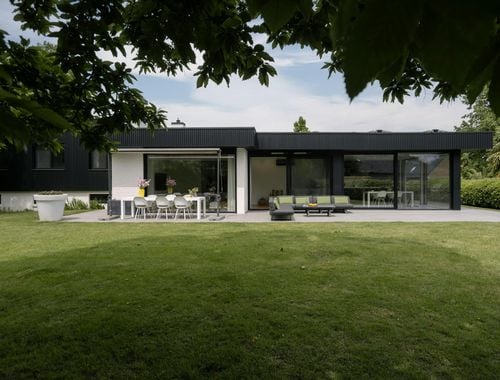                                        Villa te koop in Marke, € 895.000

