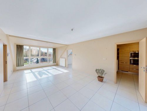                                         Penthouse te koop in La Louvière, € 300.000
