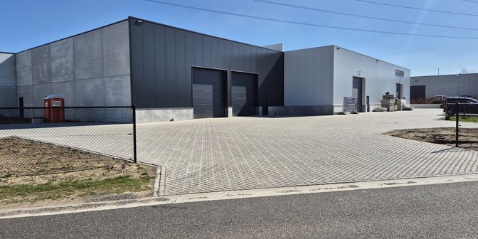 Bien professionnel à vendre à Gremelsloweg 4, 3680 Maaseik