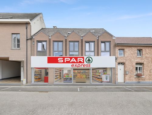                                         Handelsgelijkvloers te koop in Pamel, € 285.000
