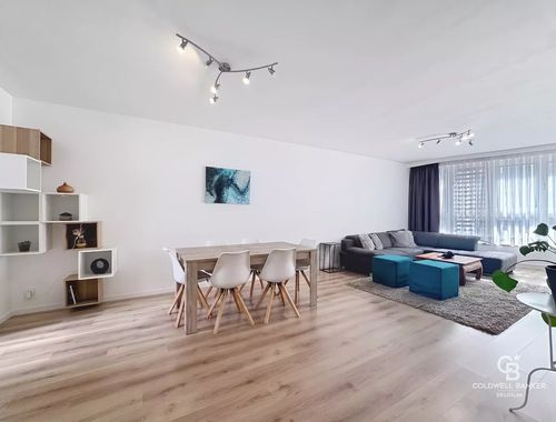                                         Appartement te huur in Sint-Gillis, € 1.950
