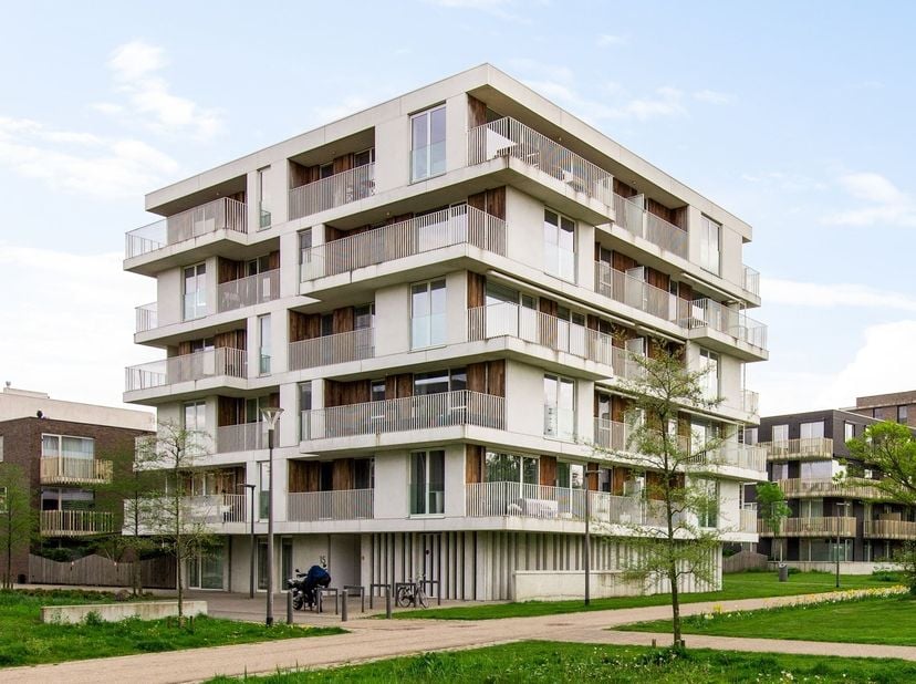 Bel appartement avec 2 terrasses et parking !<br />
<br />
Situation :<br />
Cet appartement récent est situé dans un quartier agréable et calme av