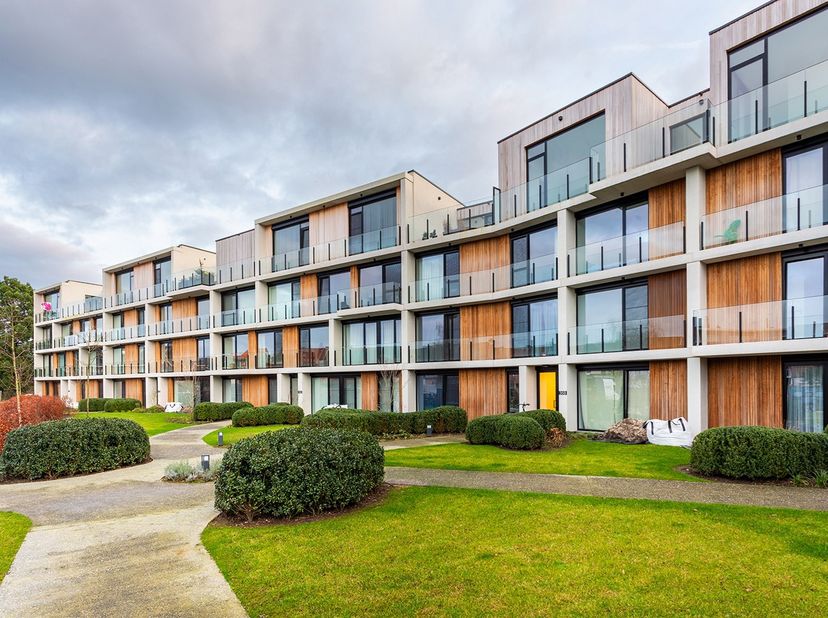 Ondergrondse autostaanplaatsen te koop binnen het project Prosper Park.<br />
Prijzen vanaf 20.000 euro exclusief aankoopkosten. Per direct beschikbaa
