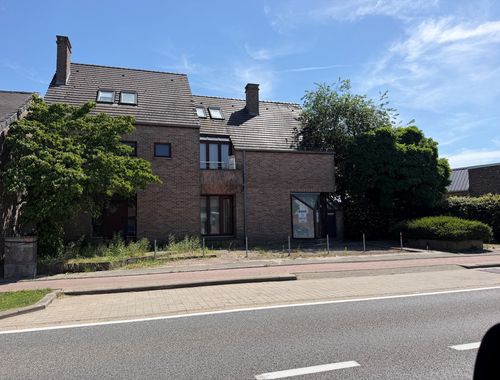                                         Usage mixte à vendre à Orsmaal-Gussenhoven, € 450.000
