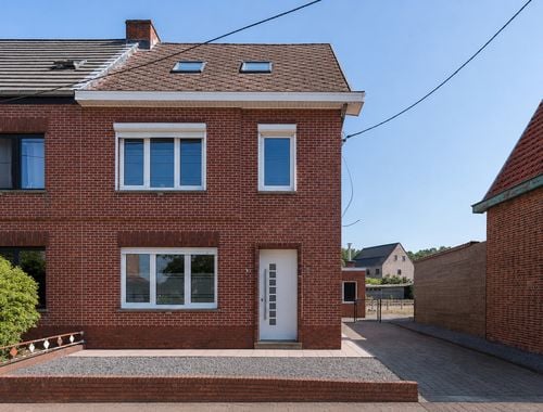                                         Woning te koop in Zichem, € 295.000
