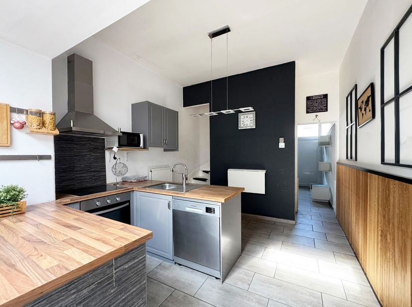 Maison à vendre à Rue Albert Brachet 15,
                    6001 Marcinelle