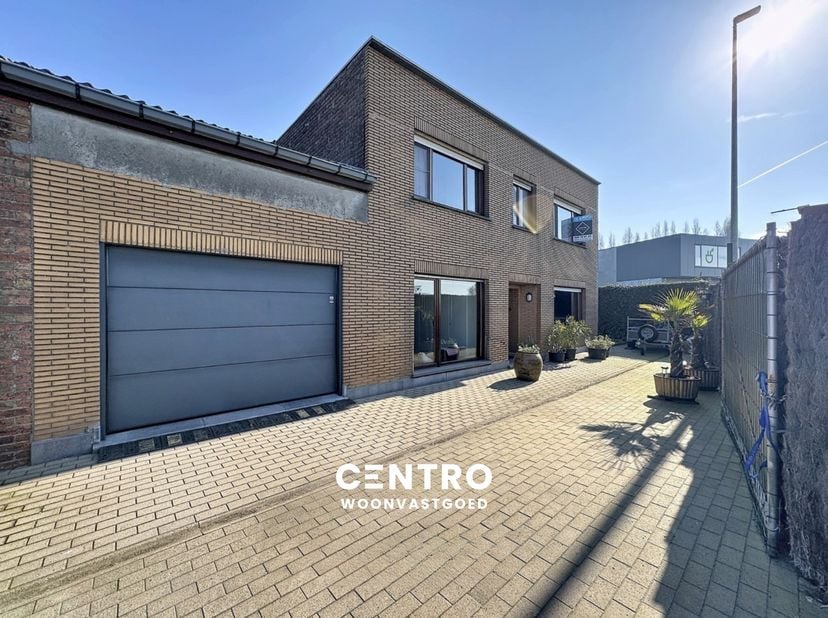 Huis te koop in ,
                    8470 Gistel