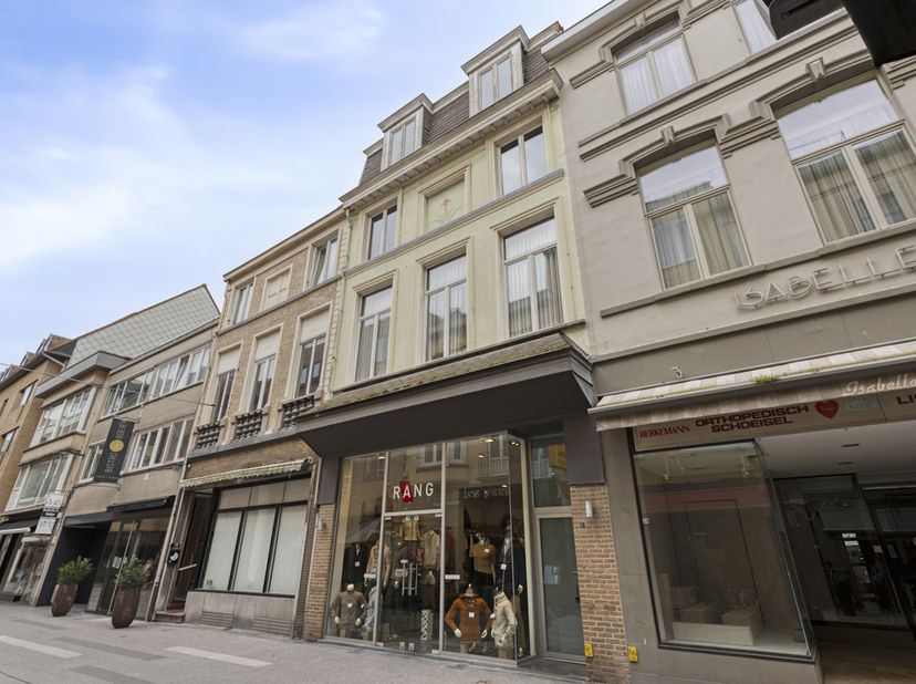 Bien professionnel à vendre
                    à 8370 Blankenberge
