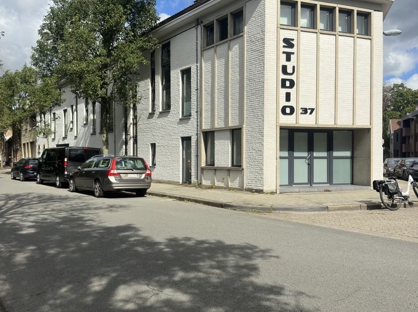 Kot-kamer te koop in Sint-Baafsstraat 37 bus 214,
                    8200 Sint-Andries