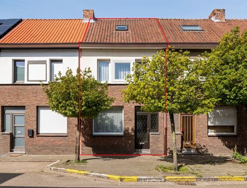                                         Maison unifamiliale à vendre à Kruibeke, € 199.000
