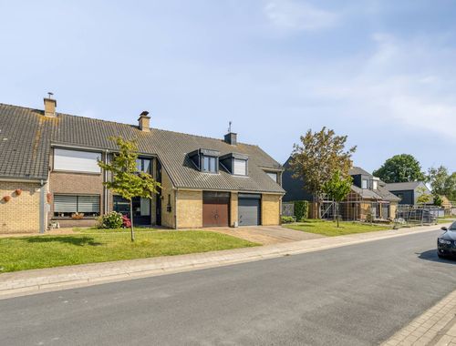                                         Maison à vendre à Koolkerke, € 275.000
