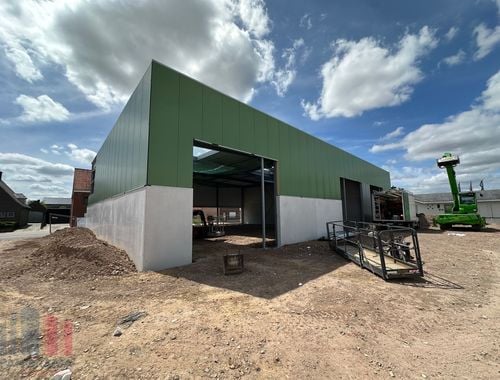                                         Bâtiment d’entreprise à vendre à Ledegem, € 312.500

