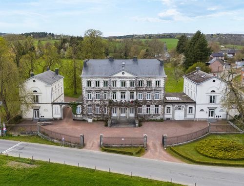                                         Gelijkvloers app. te koop in Baillonville, € 385.000
