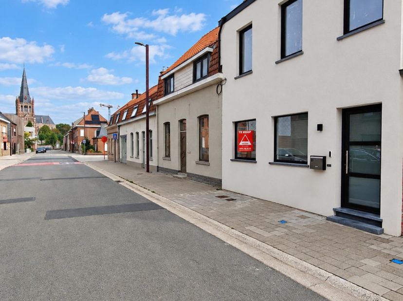Huis te koop in Ketenstraat 49,
                    8890 Dadizele