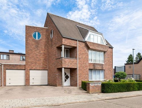                                         Appartementsgebouw te koop in Turnhout, € 695.000
