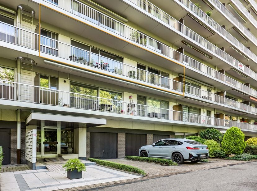 Appartement te koop in Hovestraat 157,
                    2650 Edegem