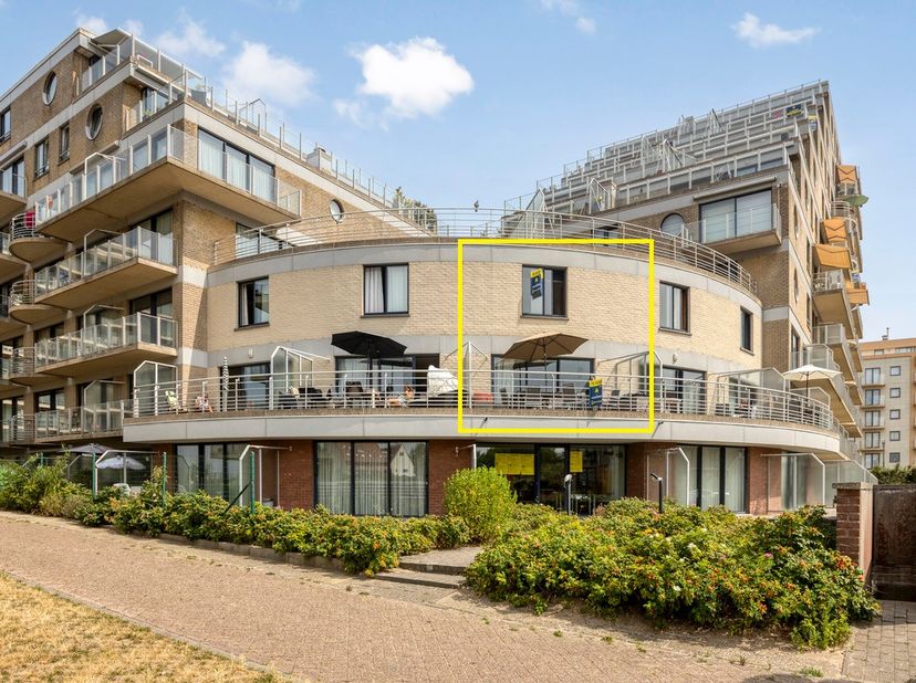 Appartement te koop in Dynastielaan 4 bus 0107,
                    8660 De Panne