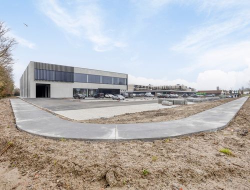                                         Bureaux à louer à Veurne, € 2.170
