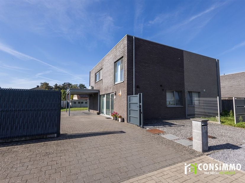 Maison à vendre à Speltstraat 1,
                    3660 Opglabbeek