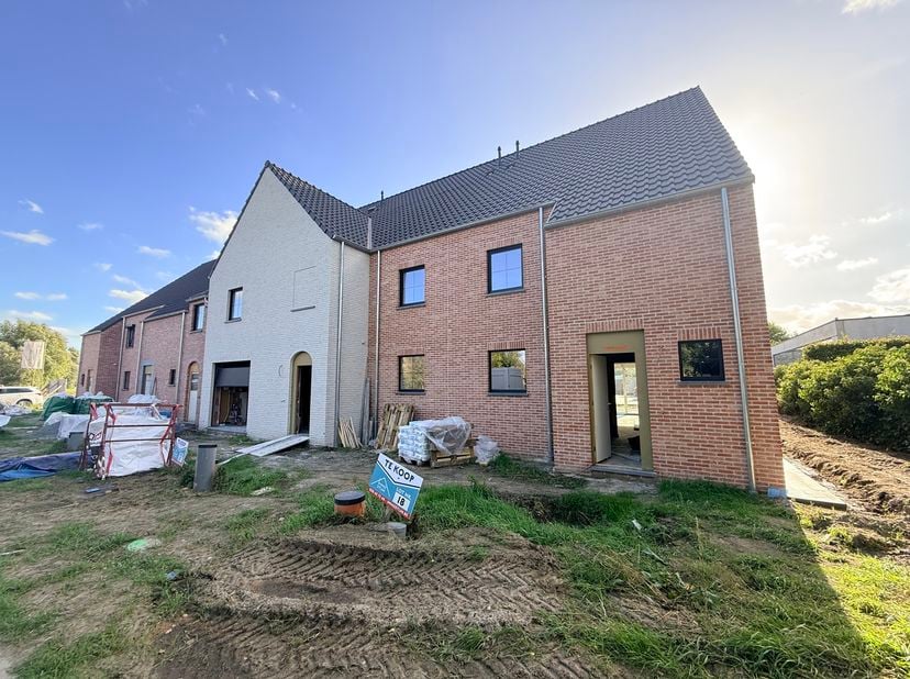 Maison à vendre à Collevijnstraat,
                    8210 Zedelgem