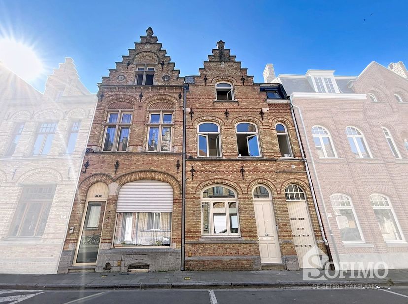 Bien professionnel à vendre
                    à 8900 Ieper