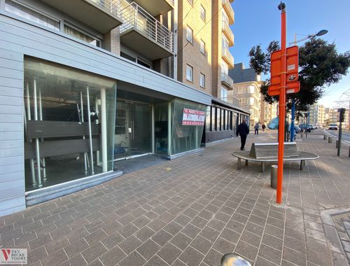                                         Rez-de-chaussée commercial à louer à Koksijde, € 1.280
