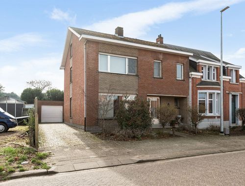                                         Eengezinswoning te koop in Bouwel, € 349.000
