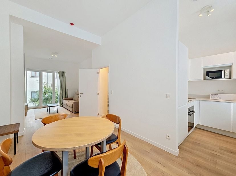 Appartement te huur in Rue de Savoie 8,
                    1060 Sint-Gillis