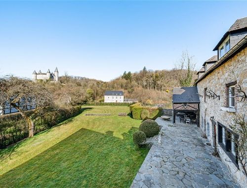                                         Eengezinswoning te huur in Celles, € 1.900
