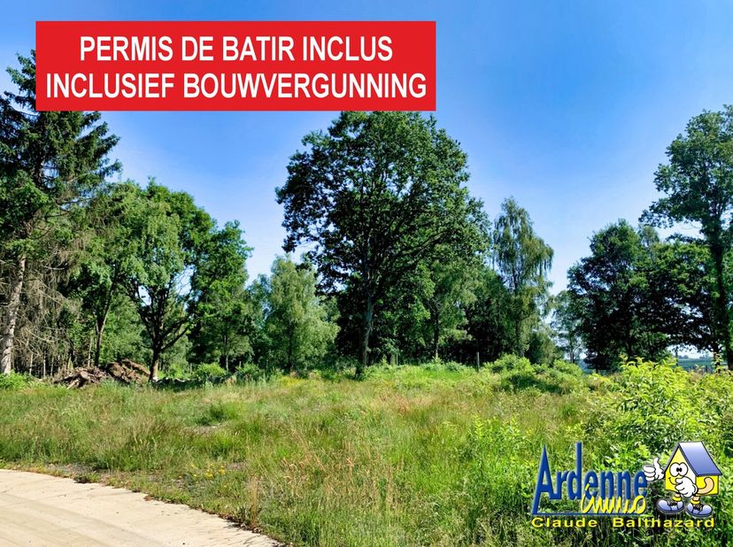 Bouwterrein met bomen in recreatiezone, deel uitmakend van het standingvolle Residentieel Park les Onays, volledig uitgerust <br />
INCLUSIEF BOUWVERG