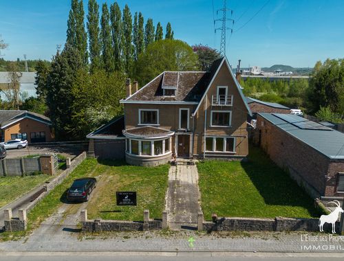                                         Woning te koop in Monceau-sur-Sambre, € 449.000
