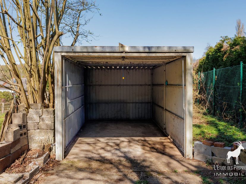 Référence Agence : V7170-510<br />
*** VISITE VIRTUELLE : https://immo360.immo-facile.com/vtour/fr/pop5oq/frame ***<br />
Garage à vendre située à LA