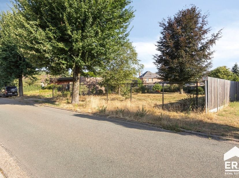 Terrain à vendre
                    à 3920 Lommel