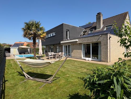                                         Handelspand te koop in Sint-Martens-Leerne, € 795.000
