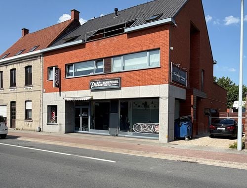                                         Handelspand te huur in Eke, € 2.250

