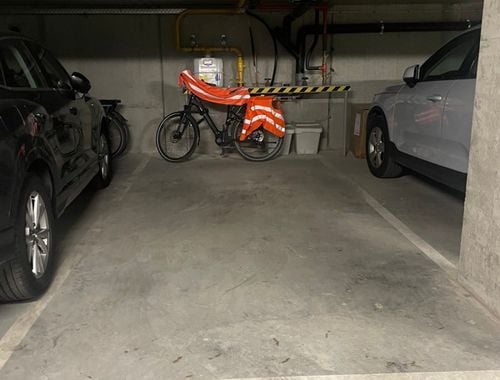                                        Garage te huur in Koksijde, € 600
