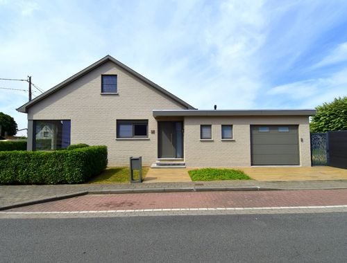                                         Woning te koop in Wevelgem, € 348.500
