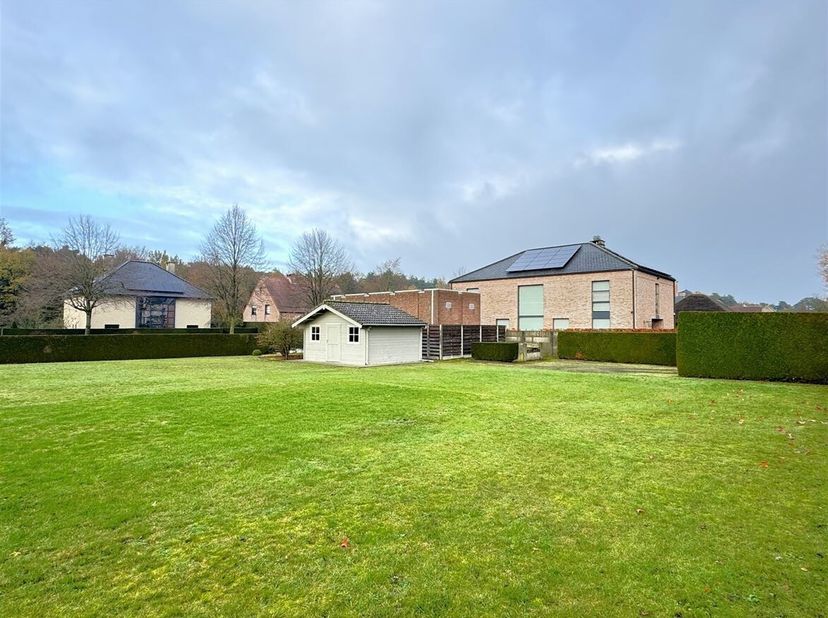 Terrain à vendre
                    à 2200 Herentals