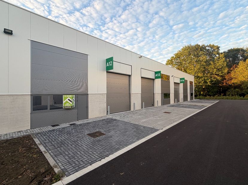 Bedrijfsvastgoed te huur in Industrieweg 14 bus C,
                    3720 Kortessem