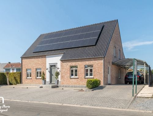                                         Woning te koop in Beverlo, € 630.000

