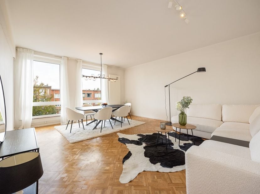 Appartement à vendre
                    à 2600 Berchem