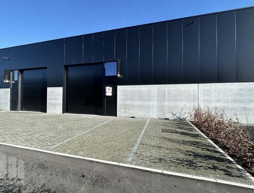                                         Bâtiment d’entreprise à louer à Wielsbeke, € 850
