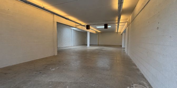 Bedrijfsvastgoed te huur in Dendermondse Steenweg 29 bus b, 9300 Aalst