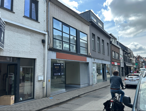                                         Handelszaak te huur in Kontich, € 1.695
