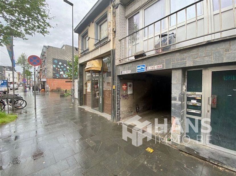 Garage te koop in Herentalsebaan 224,
                    2100 Deurne