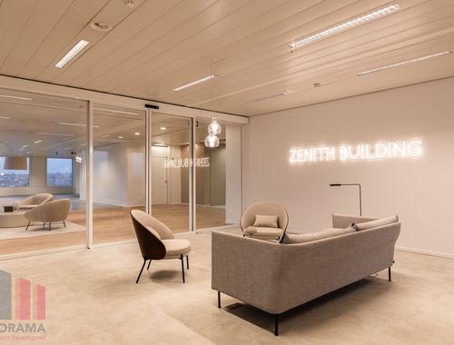                                         Bureaux à louer à Schaerbeek, € 5.167
