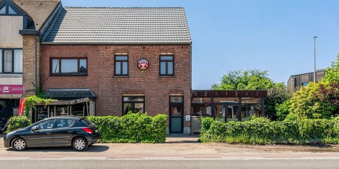 Bedrijfsvastgoed te koop in Stationsstraat 208, 3920 Lommel